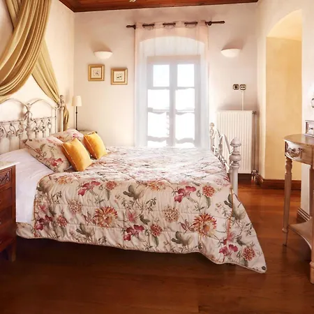 Lousiou Nymphes Escape