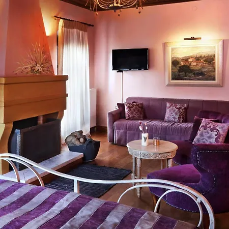 Lousiou Nymphes Escape 4*