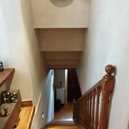 Lousiou Nymphes Escape ディミツァナ