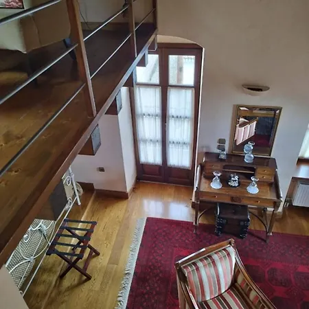 ゲストハウス Lousiou Nymphes Escape