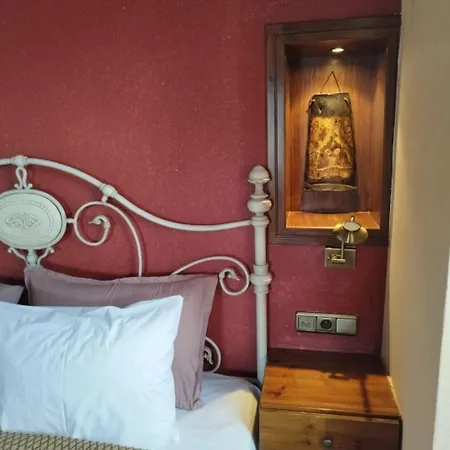 Lousiou Nymphes Escape ゲストハウス