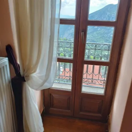 Lousiou Nymphes Escape Dimitsana