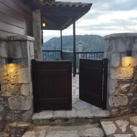 Lousiou Nymphes Escape ゲストハウス