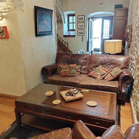 Lousiou Nymphes Escape 4*